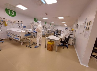 Sanità e pregiudizi, la politica in corsia