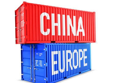 Minuetto a tre: Europa, Cina e America