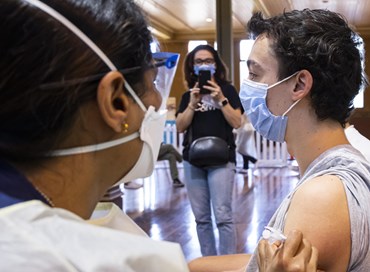 Pandemia e vaccini: è ora di tornare allo Stato di diritto