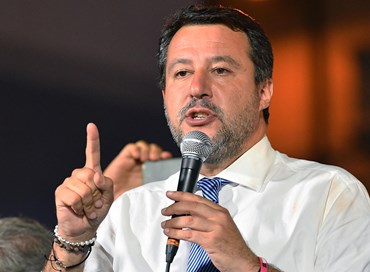 Salvini e il calumet della pace