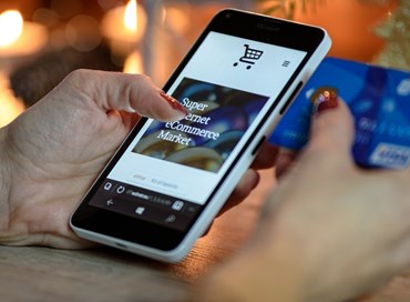 Dal Black Friday al Natale, è tempo di shopping online. Ecco come farlo in sicurezza