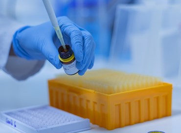 In questa pandemia la scienza rinnega se stessa