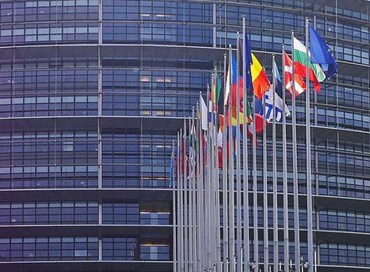 Sfuma l’ipotesi del gruppo sovranista a Bruxelles