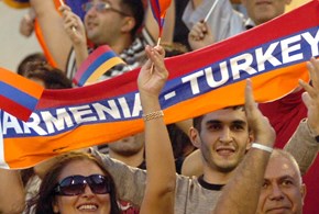 Mosca, lo storico vertice tra Turchia e Armenia