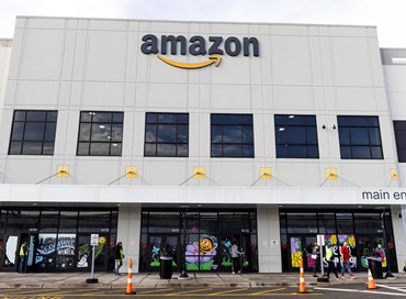 Amazon: in perdita per la prima volta dal 2015