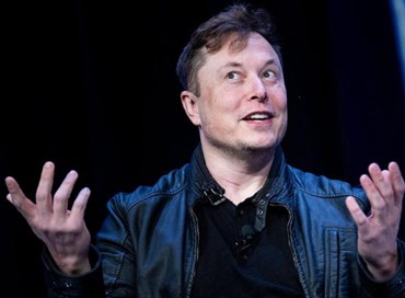 Twitter, Musk: “L’accordo è temporaneamente sospeso”