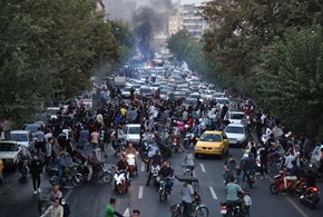 Iran: proteste in aumento