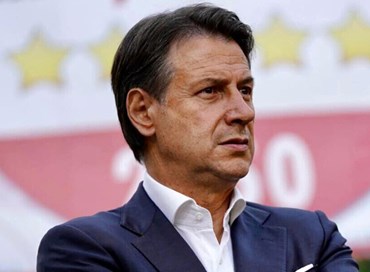 I grillini perdono ed esultano