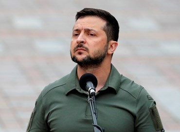 Zelensky: “Referendum farsa”
