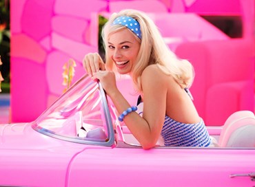 “Barbie”, la regina delle bambole diventa film