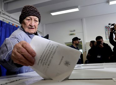 Presidenziali in Romania, sbaragliati i sondaggi