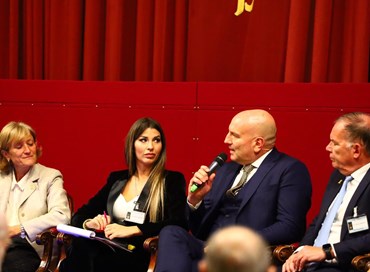 Claudia Conte presenta il documentario “La Voce di Israele”