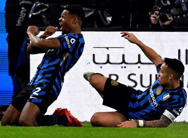 Supercoppa, Dumfries porta l’Inter in Finale
