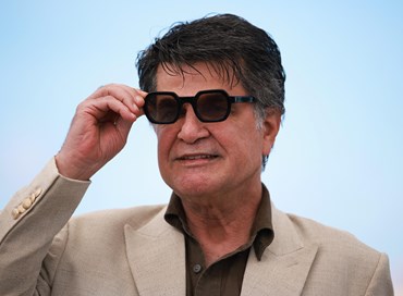 Jafar Panahi acclamato dai sostenitori a Teheran