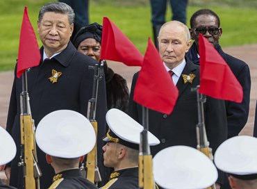 Trump giocatore di poker, Putin e Xi scacchisti