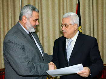 Abbas vuole gli arabi a colpire la Striscia 