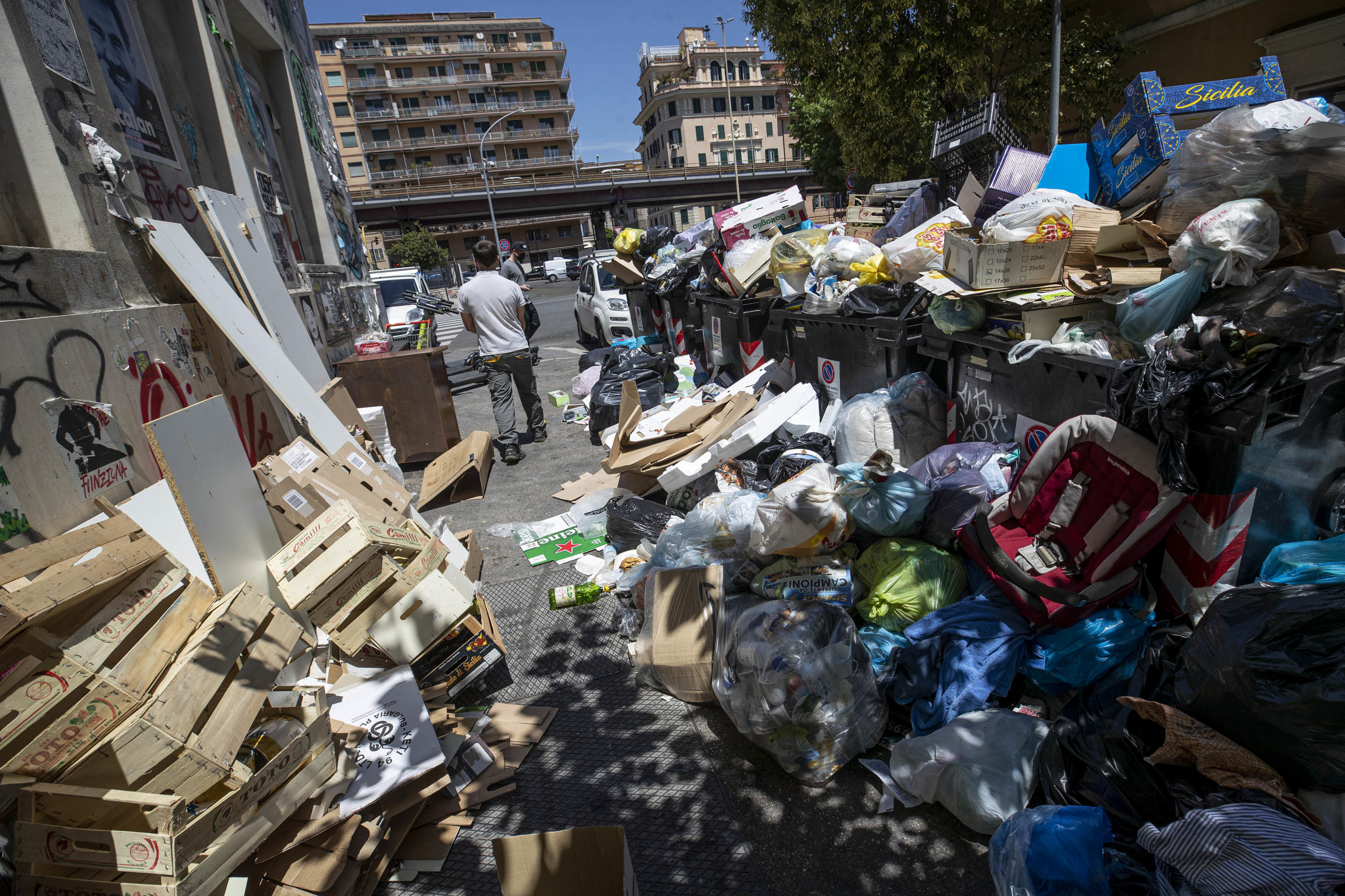 Emergenza rifiuti a Roma: una storia di ordinaria follia - L'Opinione