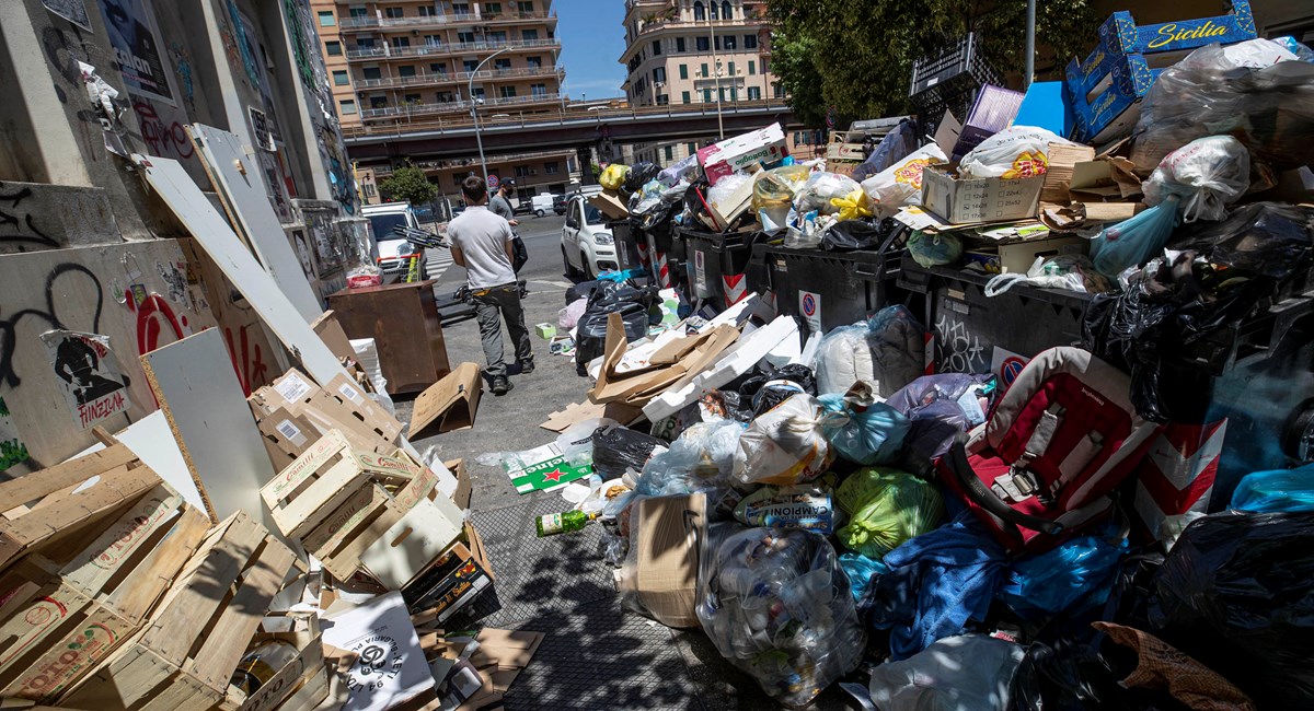 Roma Rifiuti Emergenza rifiuti a Roma: una storia di ordinaria follia - L'Opinione