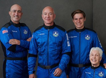 Turismo spaziale: Jeff Bezos va in orbita