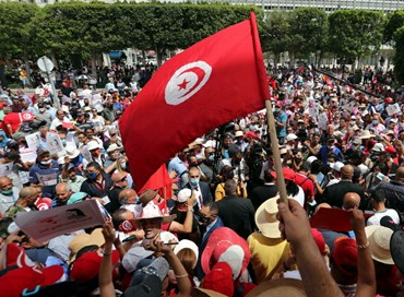 Caos a Tunisi: l’Ennahda d’annata