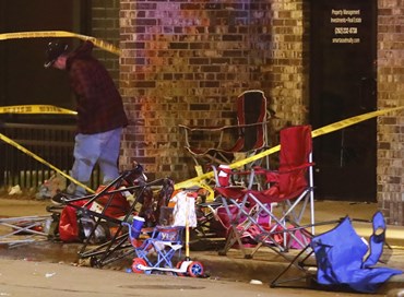Usa, Suv piomba su corteo: morti e feriti