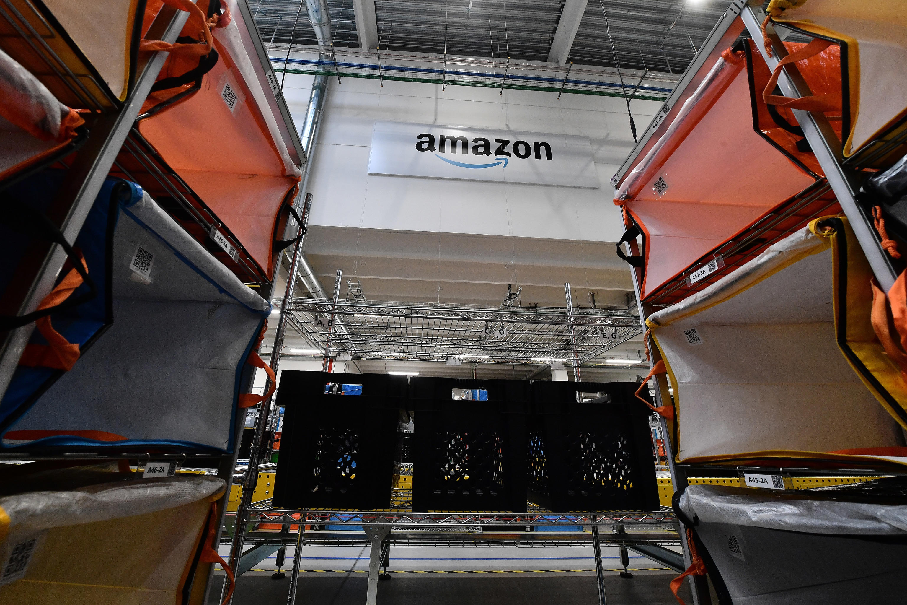 L’Antitrust multa Amazon per oltre un miliardo di euro L'Opinione