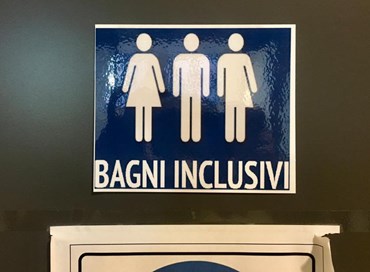L’eguaglianza della toilette 