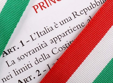 Abuso di Costituzione