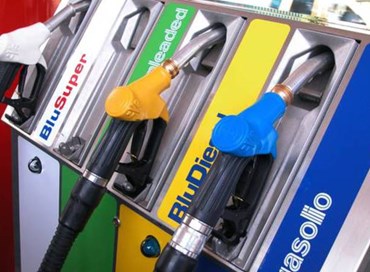 Il bipensiero della politica su ambiente e sussidi