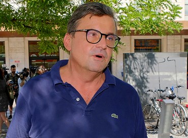 Fotografia di una sinistra alla deriva: Calenda e la lavatrice