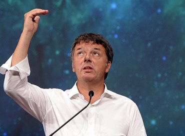 Tra i litiganti... Renzi gode