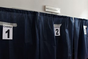 La guerra nella cabina elettorale