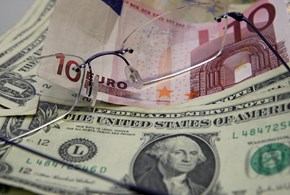 L’ombra del dollaro sulla crescita economica
