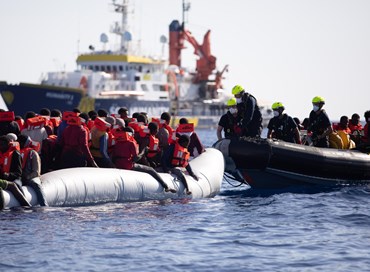 Migranti e barconi: le verità scomode