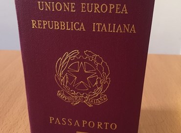 Rilascio dei passaporti: un’odissea italiana
